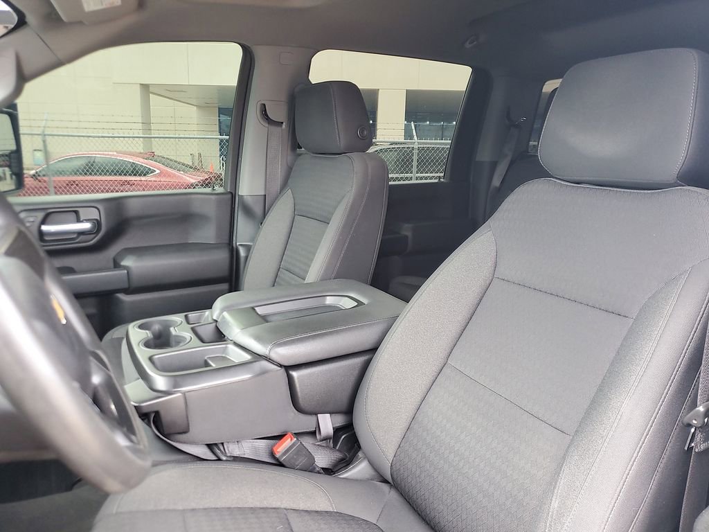 Used 2022 Chevrolet Silverado 2500 Custom w/ Custom Convenience Package RWD image 13