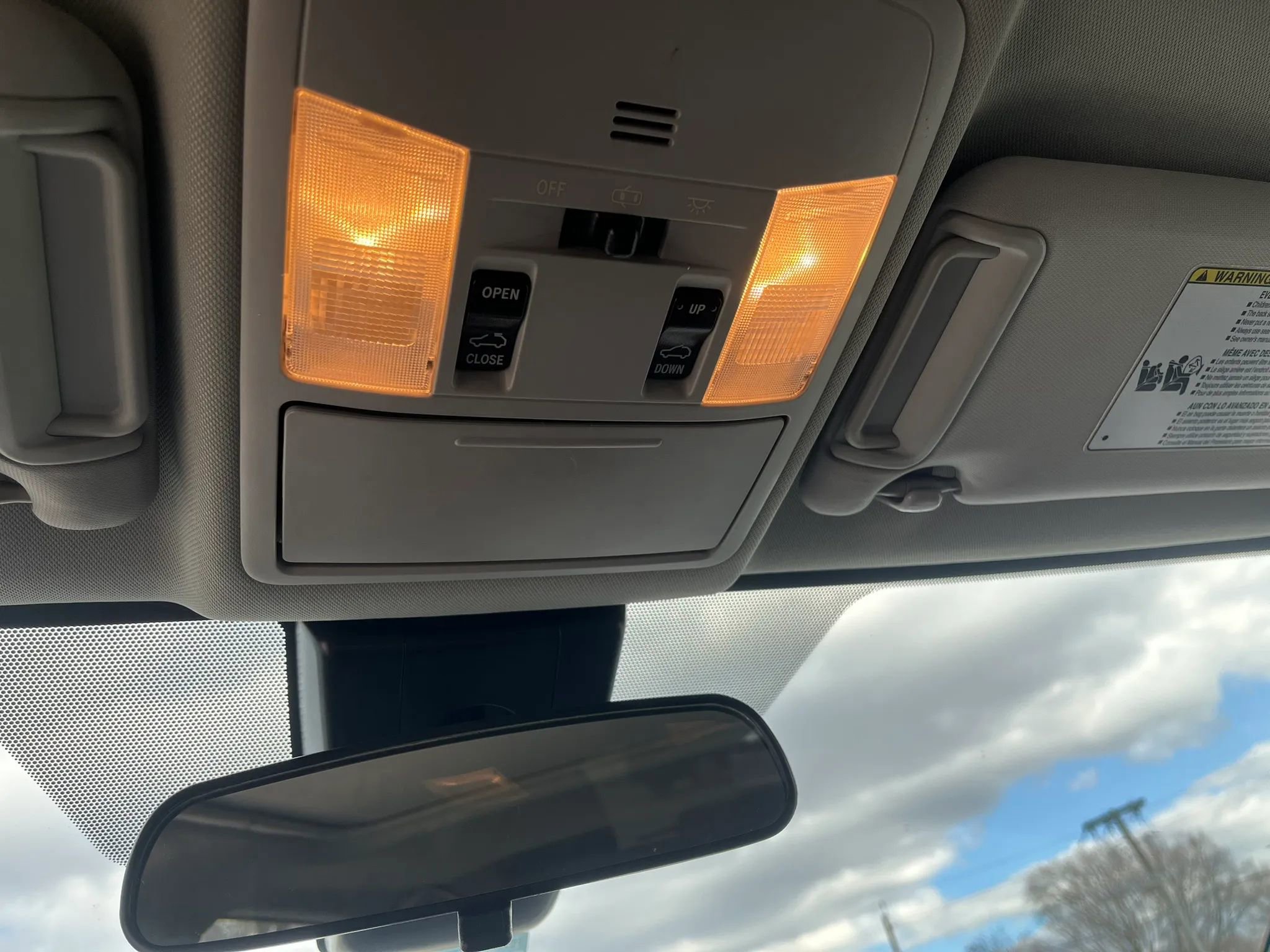 Used 2017 Toyota RAV4 XLE image 25