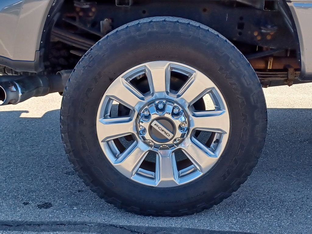 Used 2019 Ford F350 Lariat w/ Lariat Ultimate Package image 5