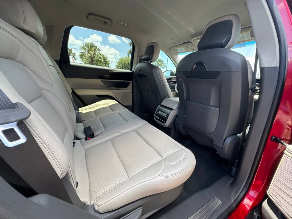 Certified 2024 Lincoln Nautilus Premier AWD/4WD image 21