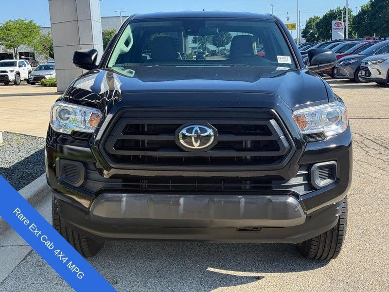 Used 2022 Toyota Tacoma SR AWD/4WD image 8