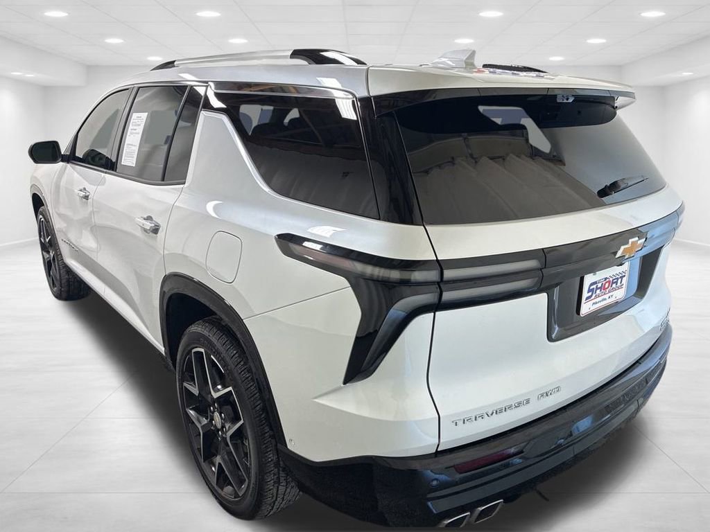 Used 2025 Chevrolet Traverse High Country image 8