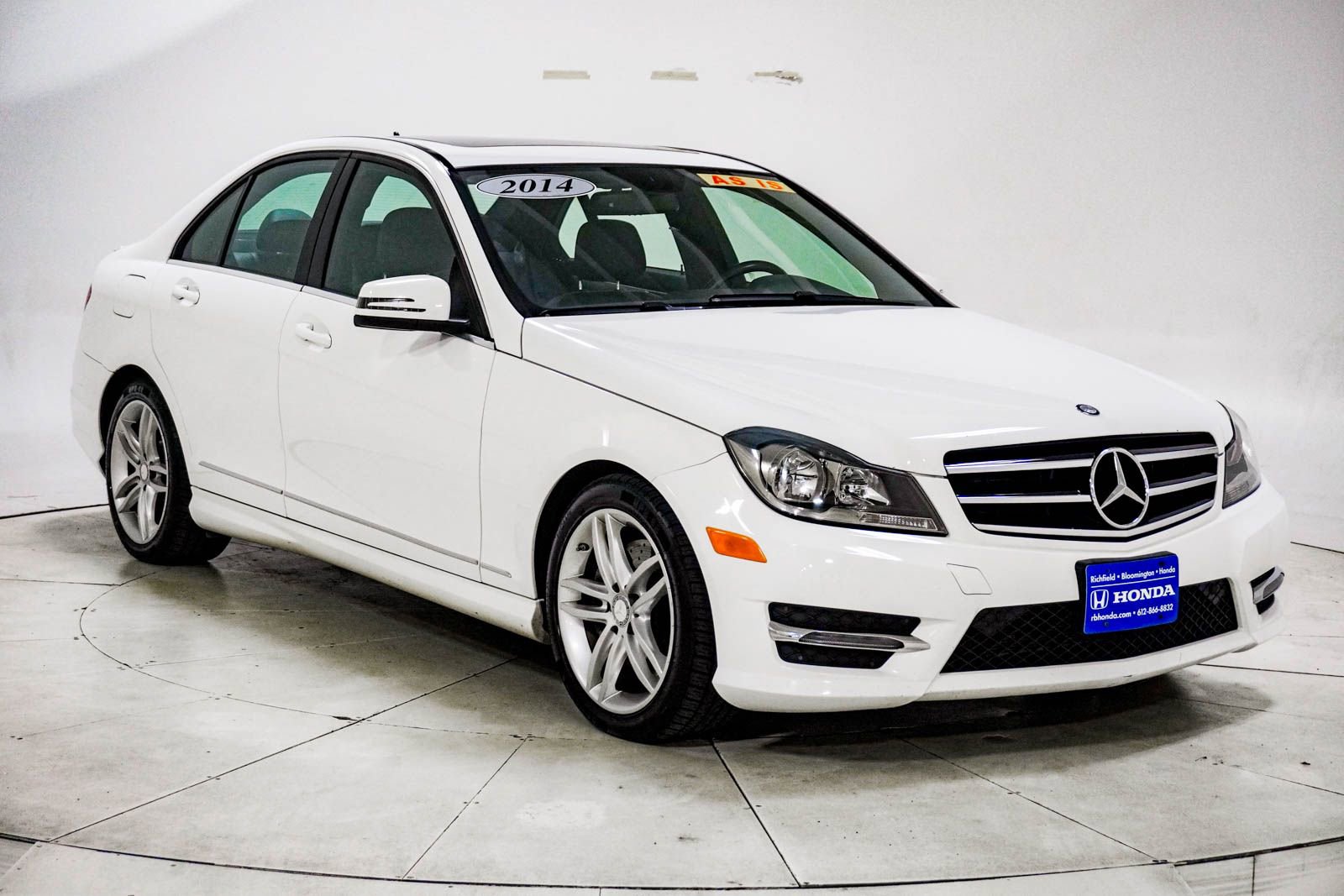 Used 2014 Mercedes-Benz C 300 4MATIC Sedan image 11