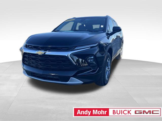 Used 2025 Chevrolet Blazer LT w/ Convenience Package FWD image 4
