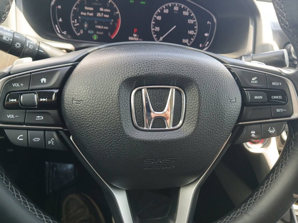 Used 2018 Honda Accord Touring image 24