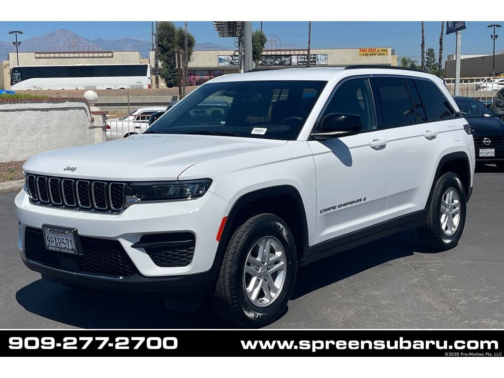 Used 2024 Jeep Grand Cherokee Laredo w/ Luxury Tech Group I