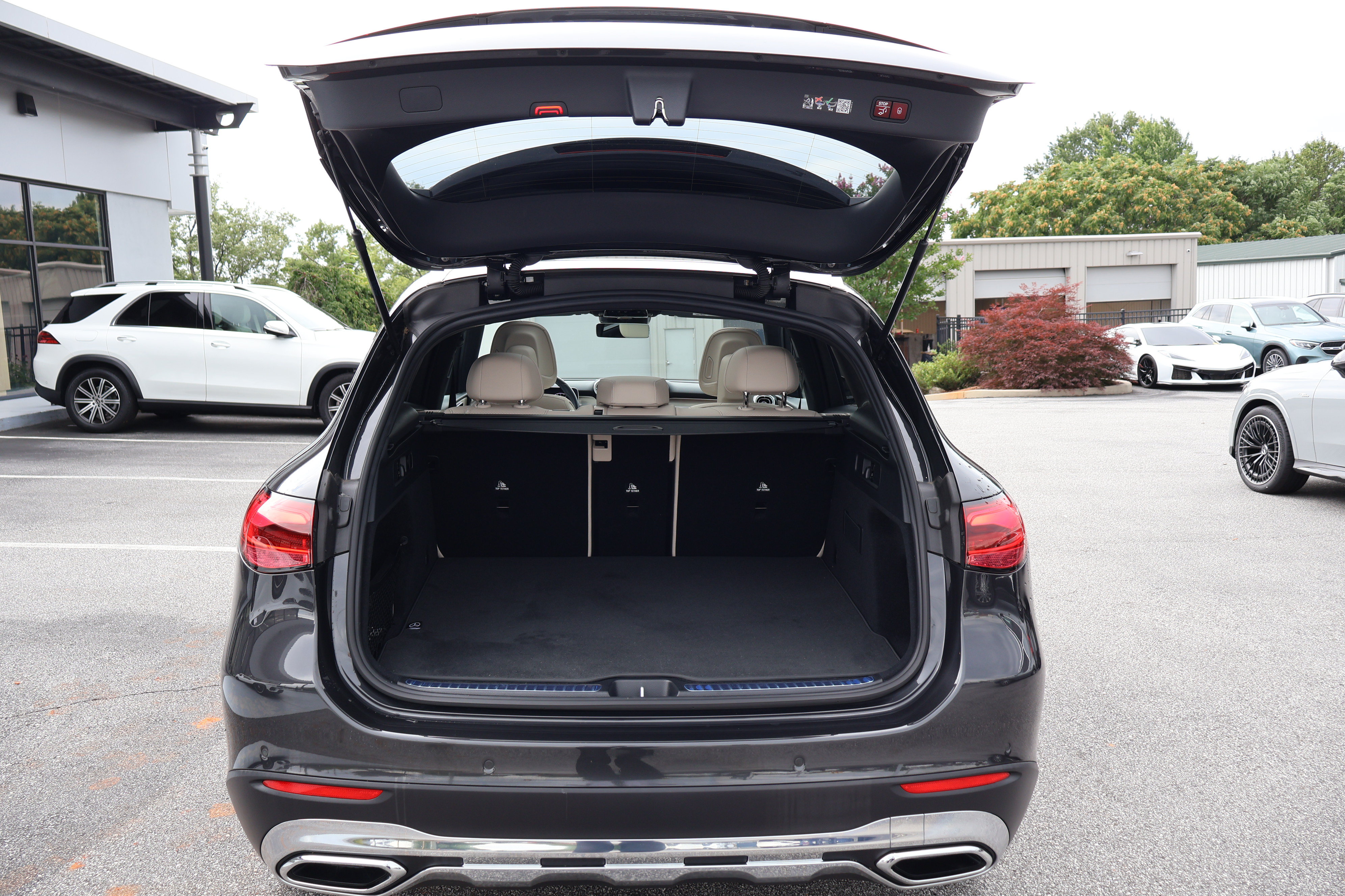 Used 2026 Mercedes-Benz GLC 300 image 21