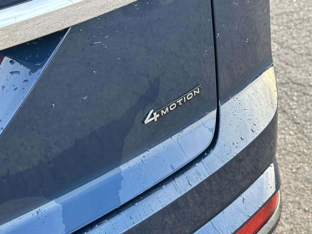 Certified 2023 Volkswagen Atlas Cross Sport SE image 11