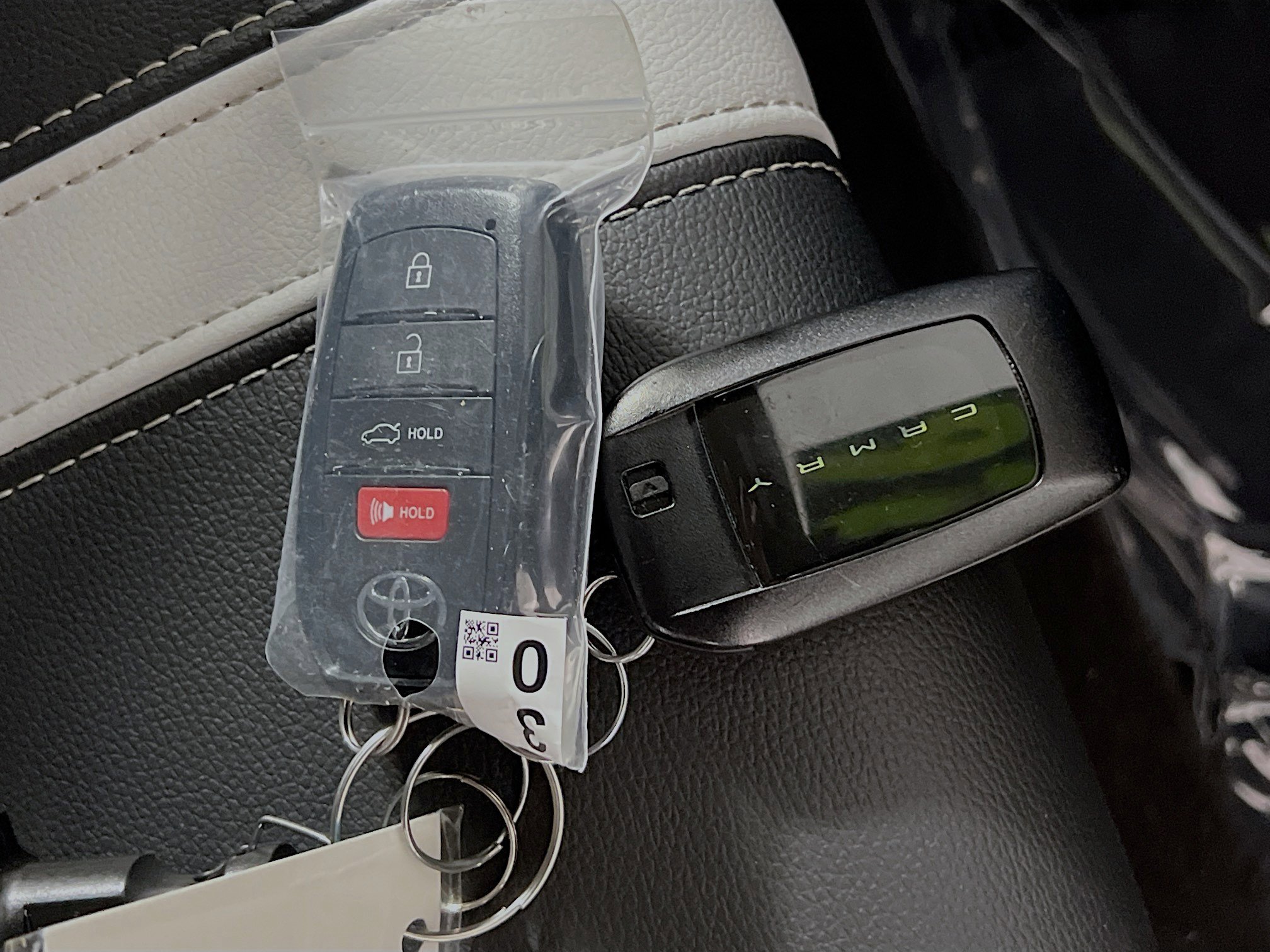 Used 2026 Toyota Camry SE w/ Multimedia Upgrade Package FWD image 36