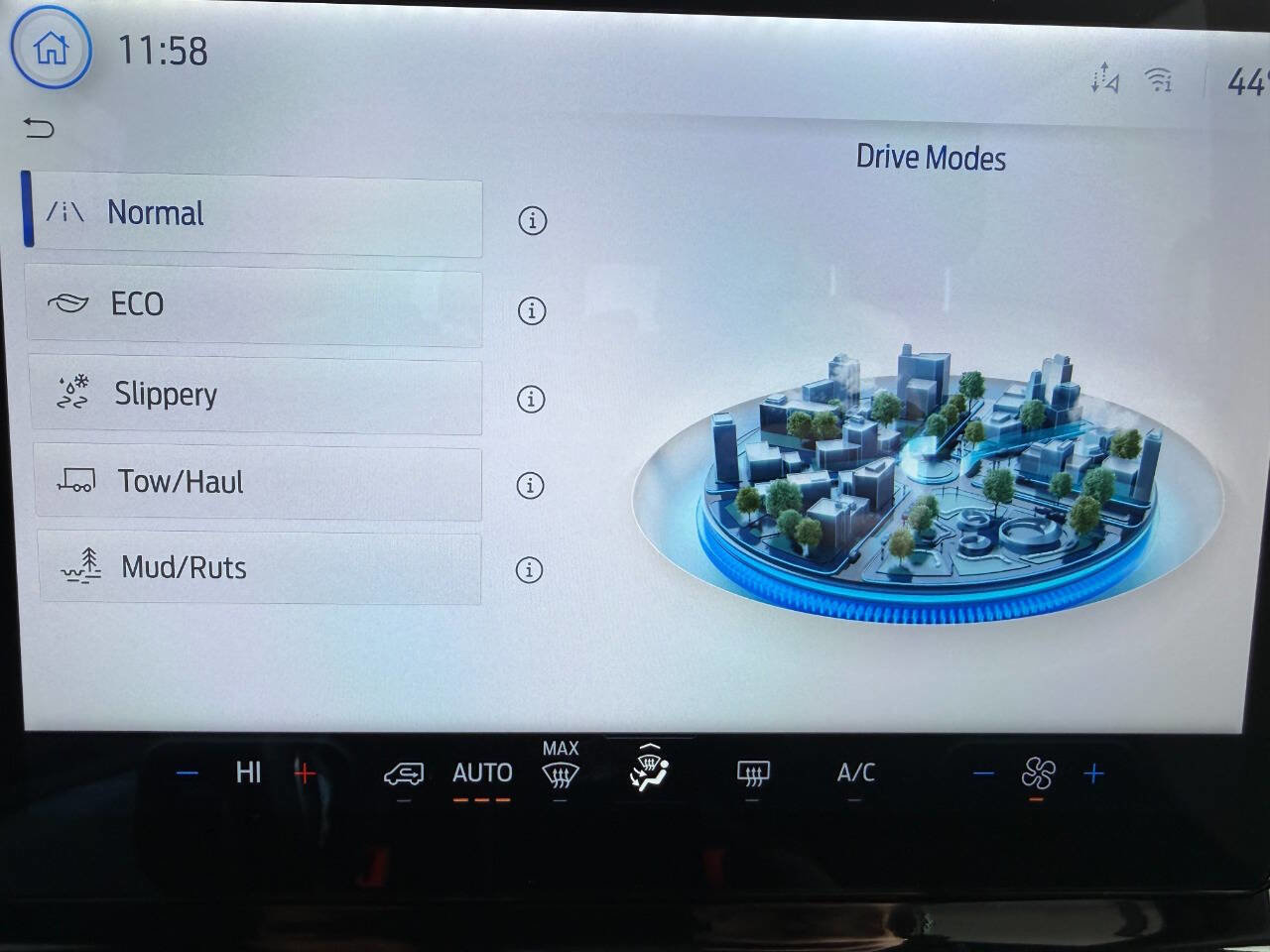 Used 2023 Ford Transit 350 XLT image 38