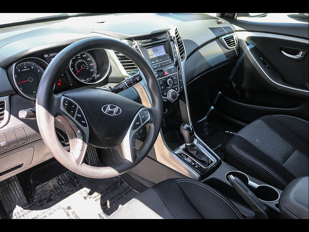 Used 2016 Hyundai Elantra GT FWD image 28