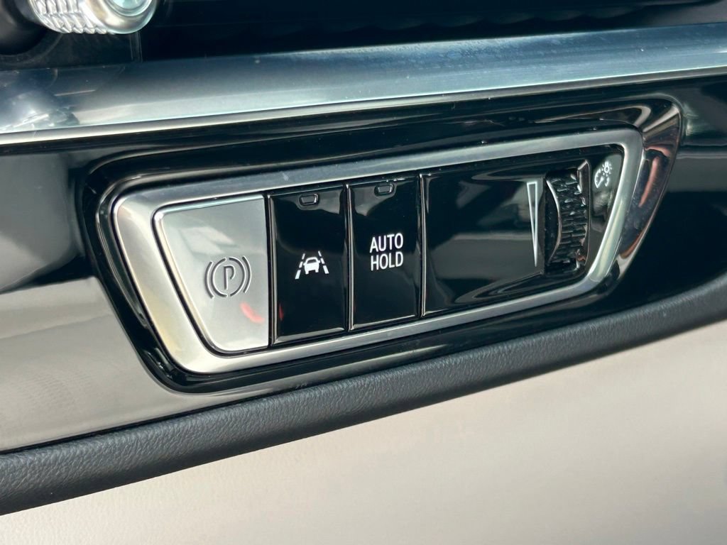 Used 2024 Cadillac Lyriq Sport RWD image 23