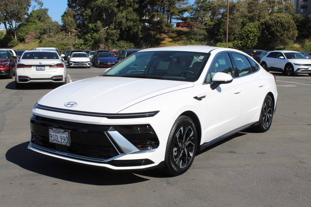 Used 2024 Hyundai Sonata SEL image 3