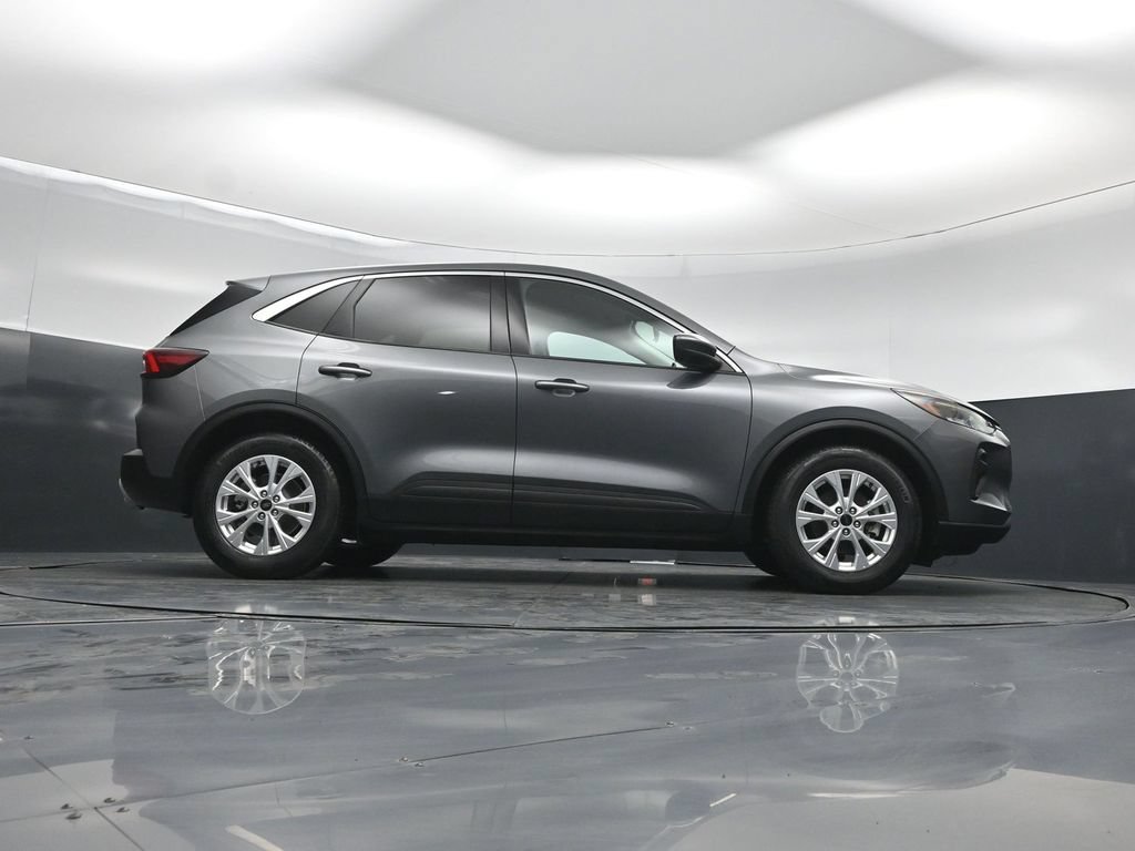 Used 2023 Ford Escape Active w/ Tech Pack #2 FWD image 46