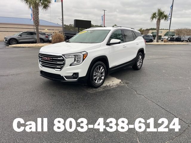 Used 2024 GMC Terrain SLT image 35