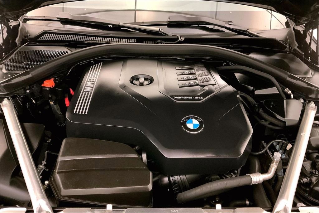 Certified 2024 BMW 430i xDrive Convertible w/ M Sport Package AWD/4WD image 9