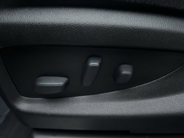 Used 2018 Chevrolet Silverado 1500 LT w/ All Star Edition image 25