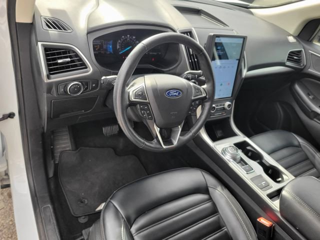 Used 2024 Ford Edge SEL image 17