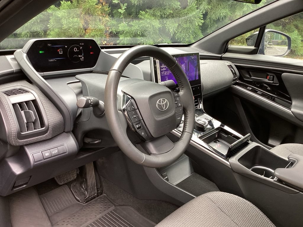 Used 2025 Toyota bZ4X AWD w/ Weather Package image 12