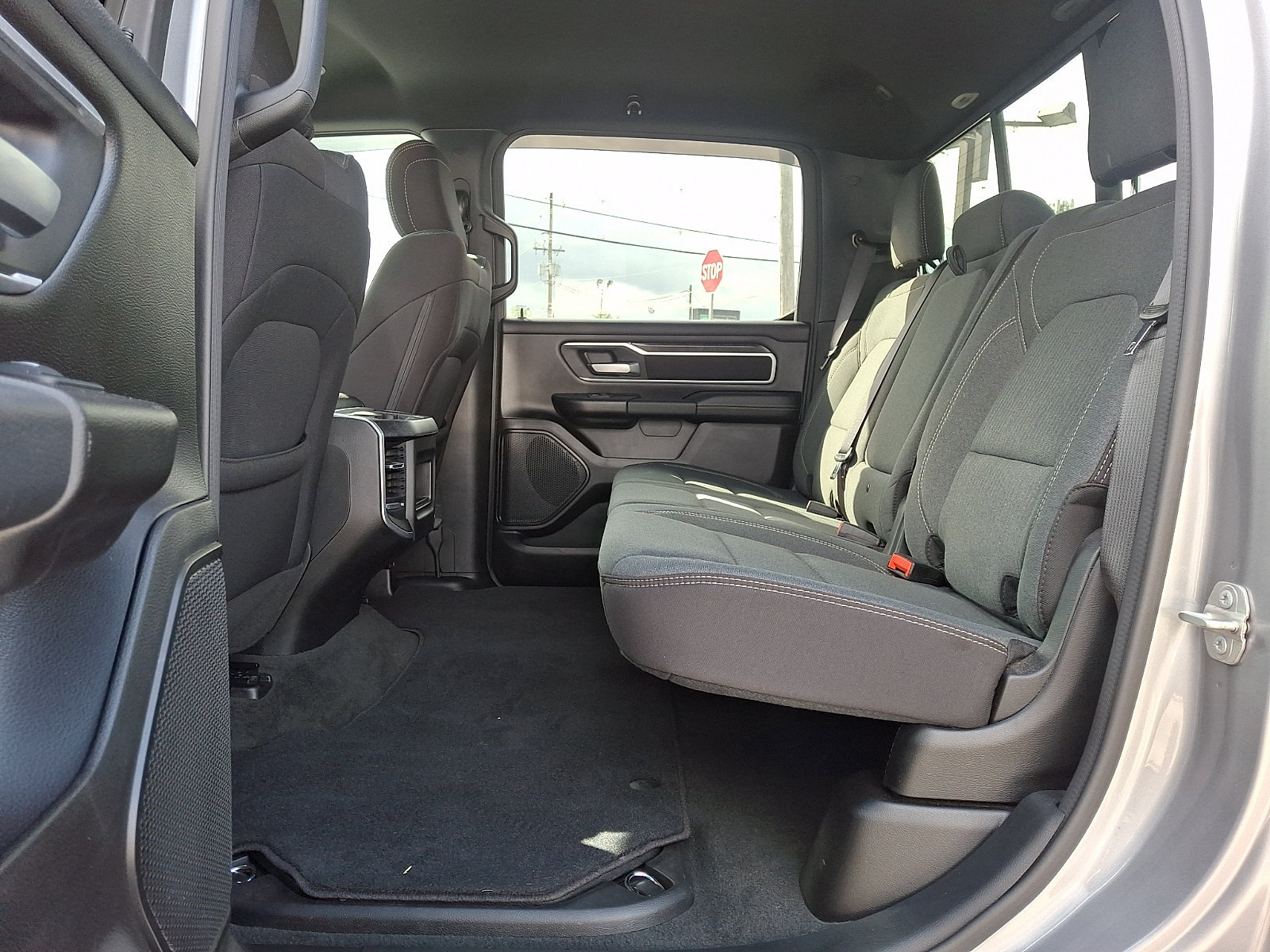 Used 2023 RAM 1500 Big Horn AWD/4WD image 10