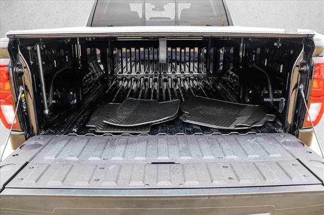 Used 2024 GMC Sierra 1500 SLE w/ Preferred Package image 23