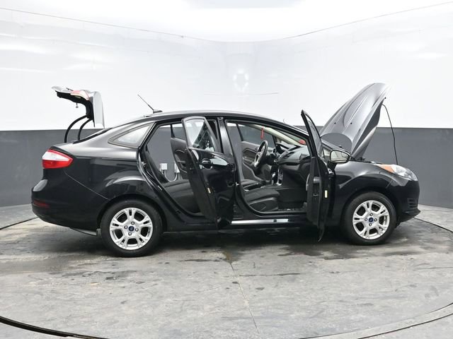 Used 2016 Ford Fiesta SE image 47
