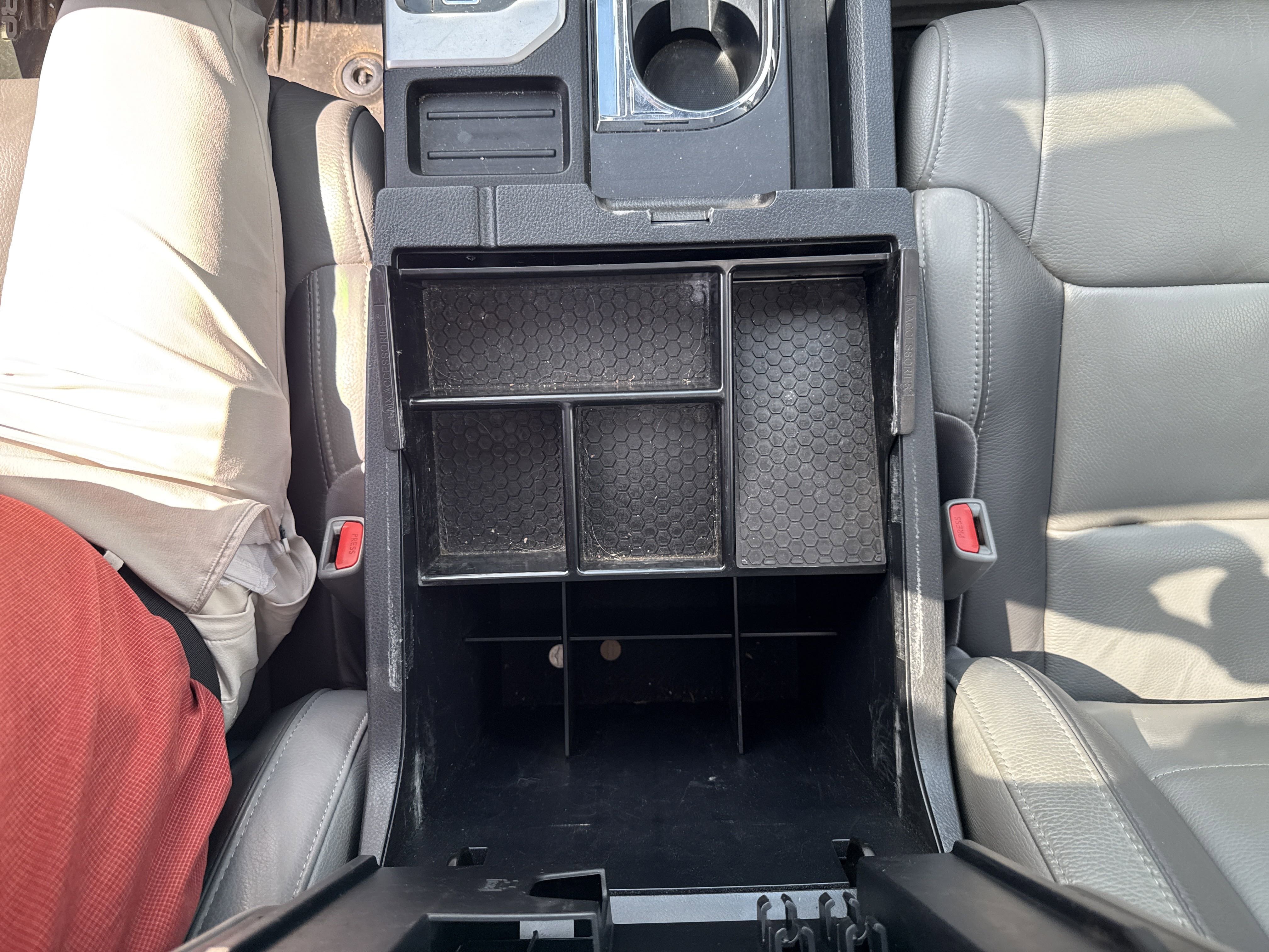 Used 2020 Toyota Tundra Limited image 28