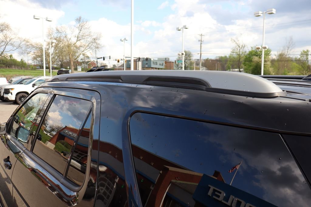 Used 2019 Ford Explorer XLT w/ Equipment Group 202A AWD/4WD image 27