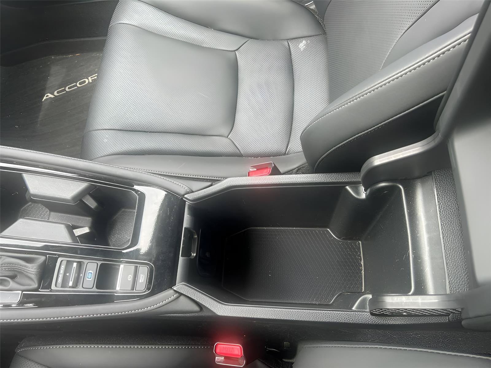Used 2025 Honda Accord Touring image 26