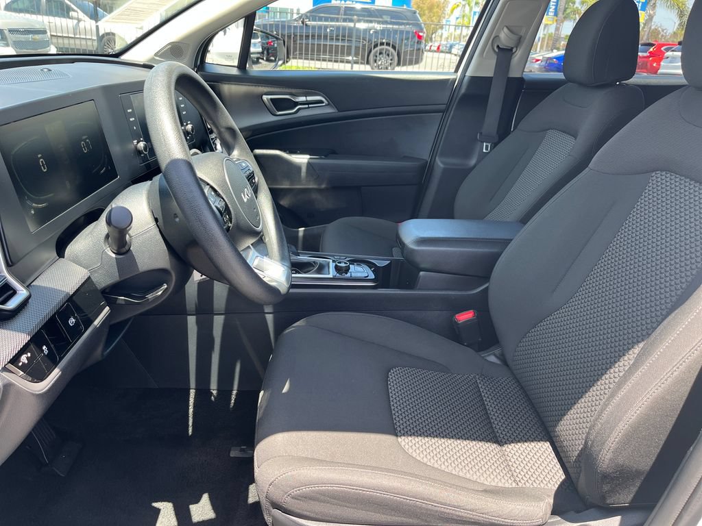 Used 2024 Kia Sportage LX FWD image 10