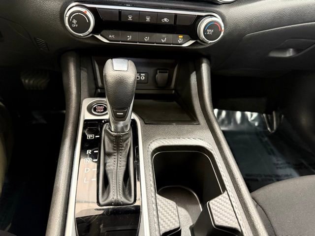 Used 2024 Nissan Sentra SV image 35