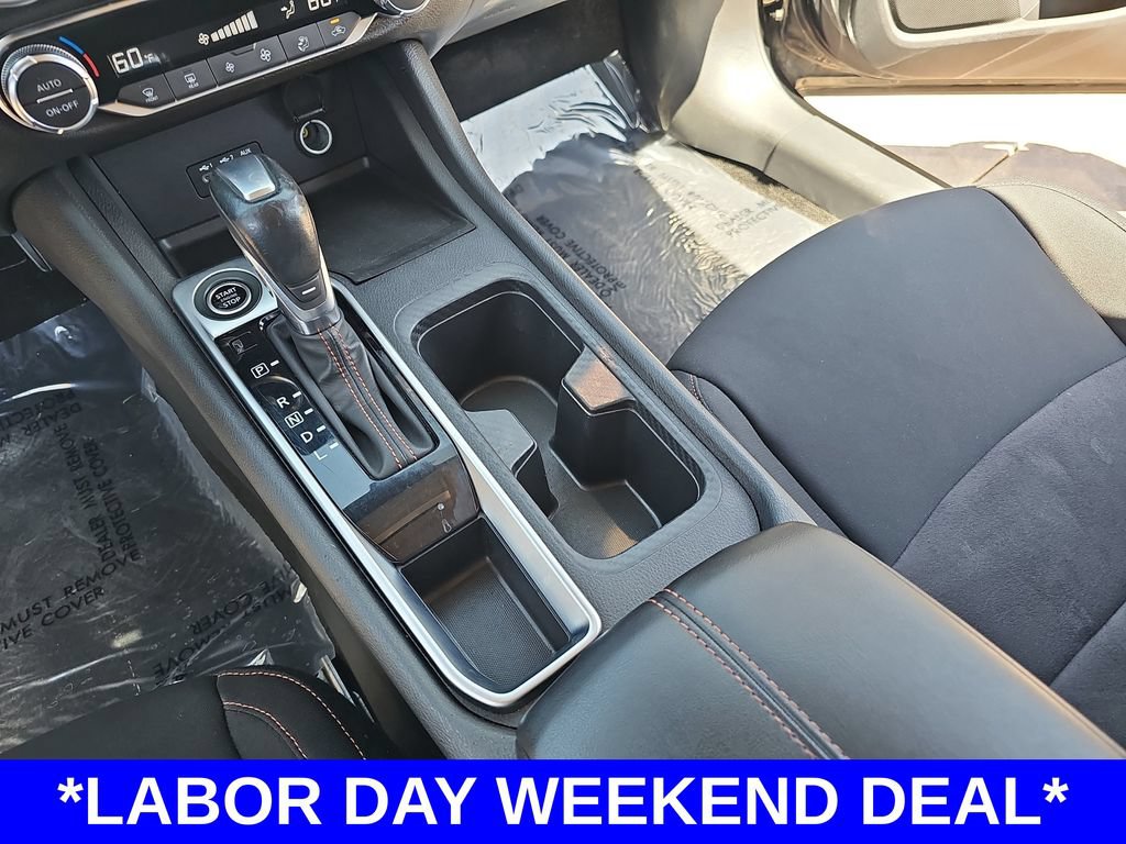 Used 2023 Nissan Sentra SR w/ Midnight Edition Package FWD image 22