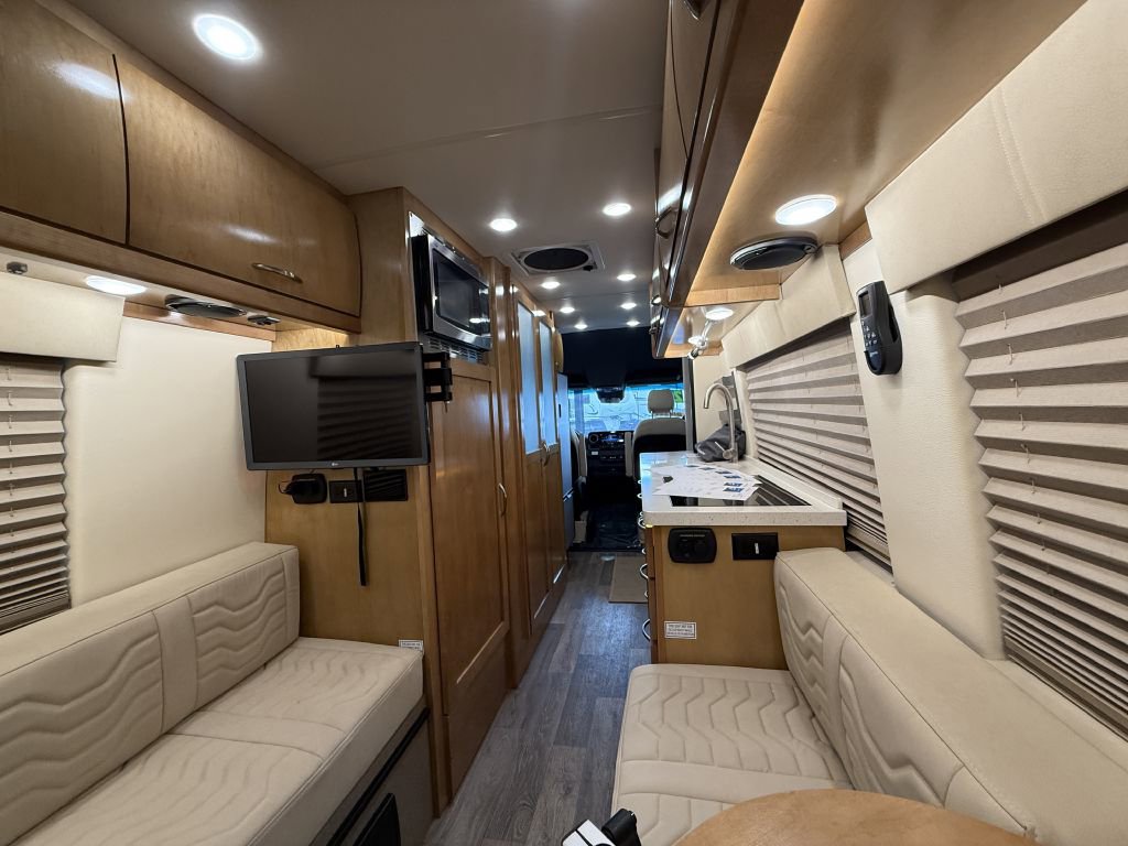 Used 2022 Mercedes-Benz Sprinter 3500 image 73