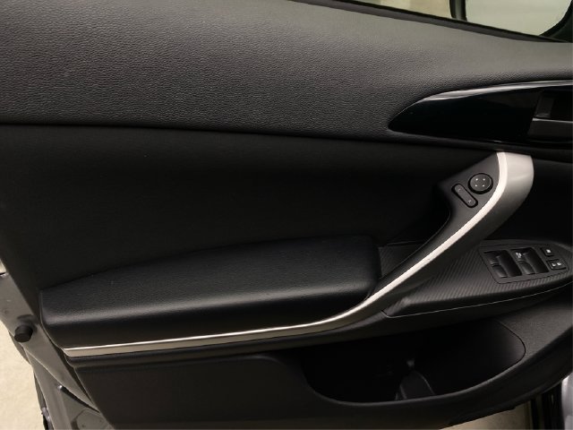 Used 2020 Mitsubishi Eclipse Cross ES AWD/4WD image 25