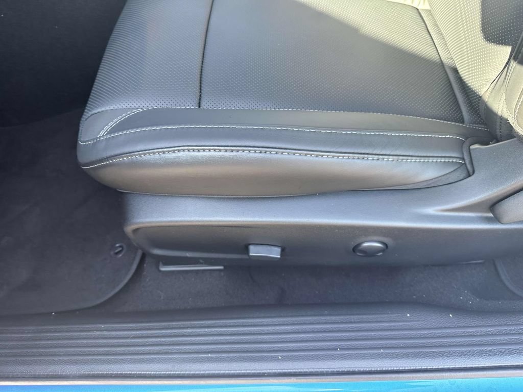 New 2023 Dodge Challenger SXT w/ Plus Package RWD image 21