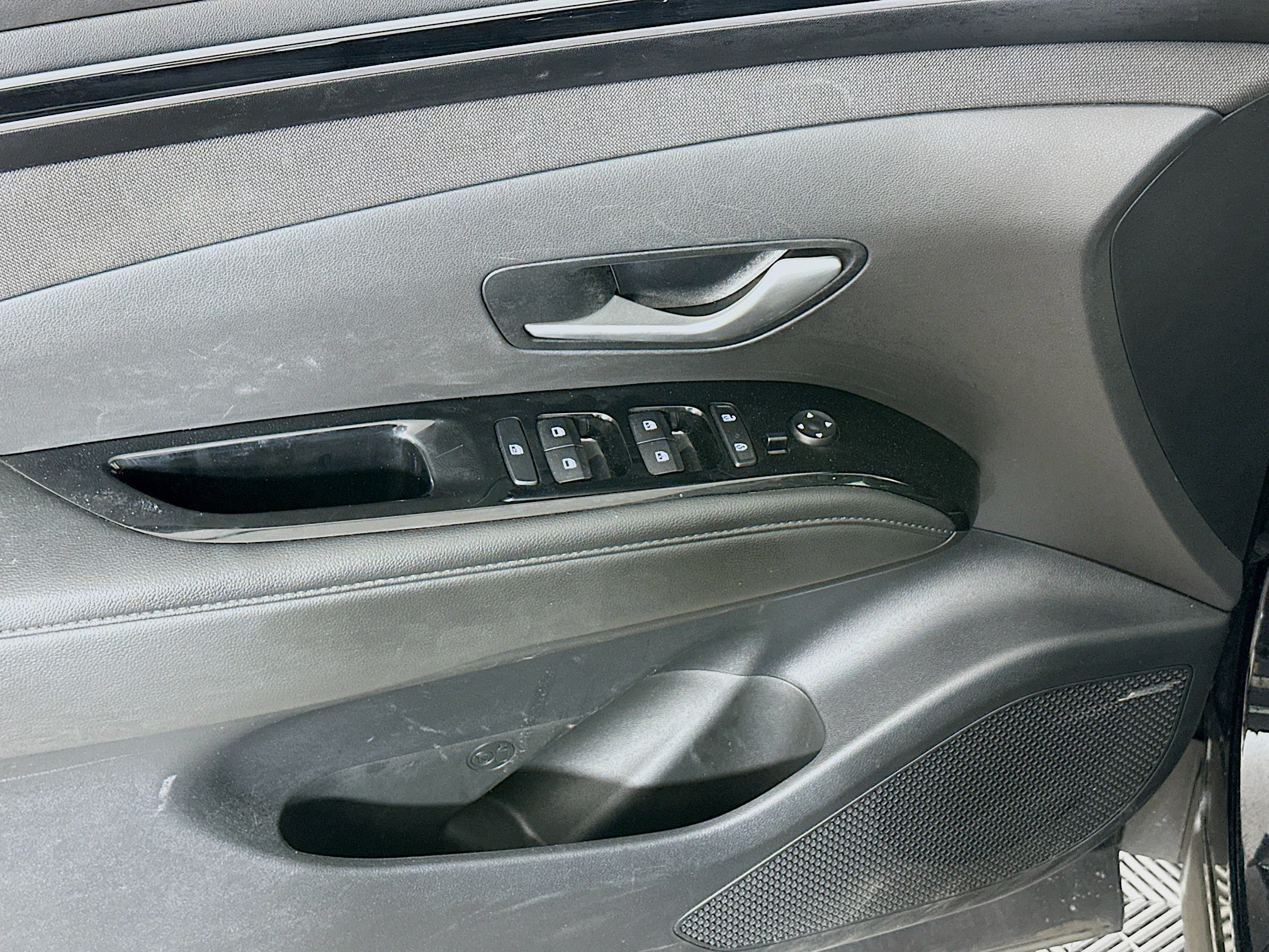Used 2022 Hyundai Tucson Limited AWD/4WD image 15