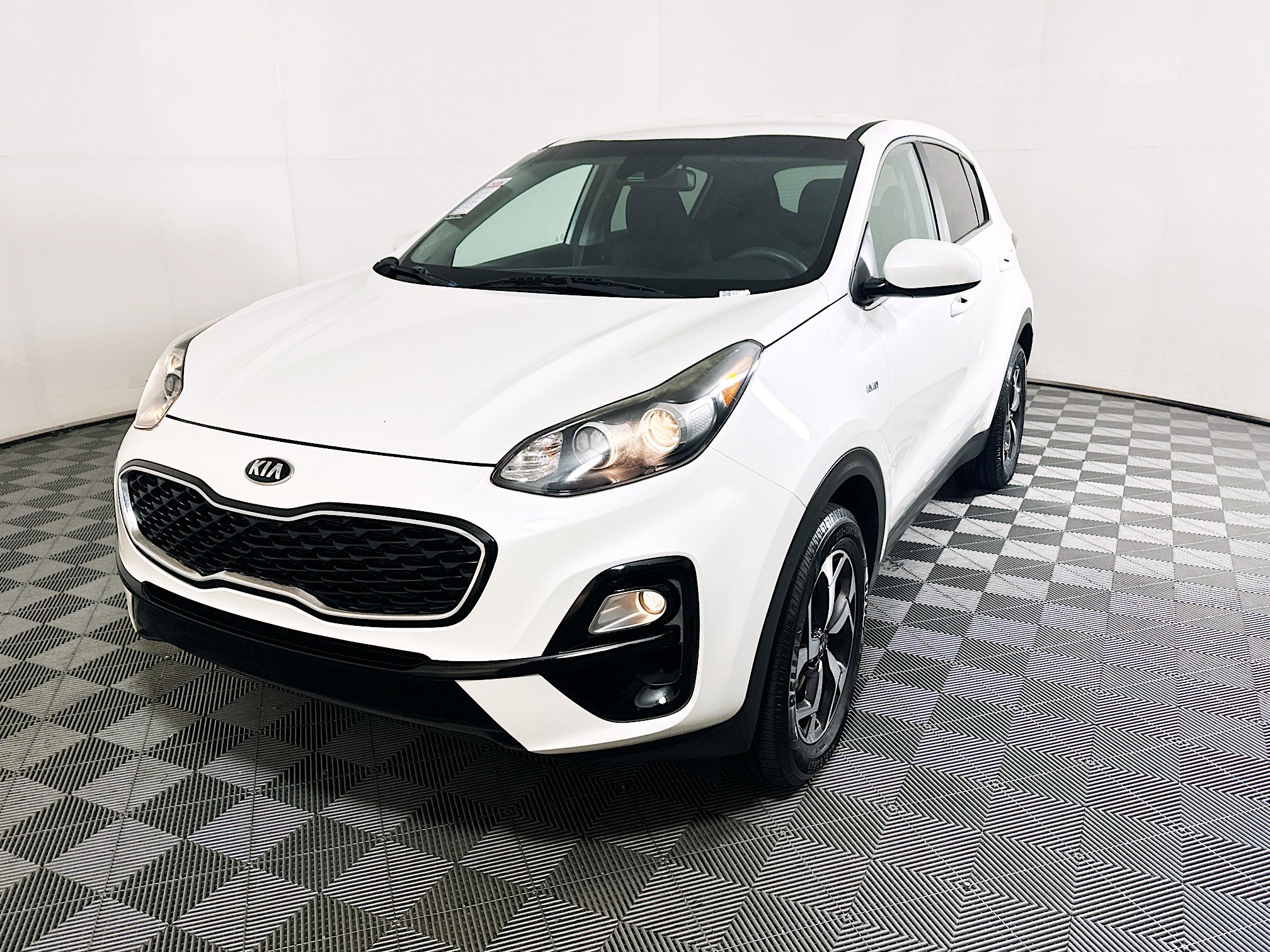 Used 2021 Kia Sportage LX AWD/4WD image 7