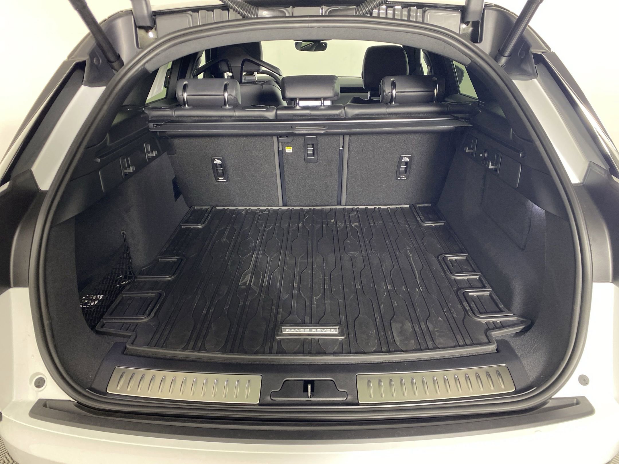 Used 2026 Land Rover Range Rover Velar S image 25