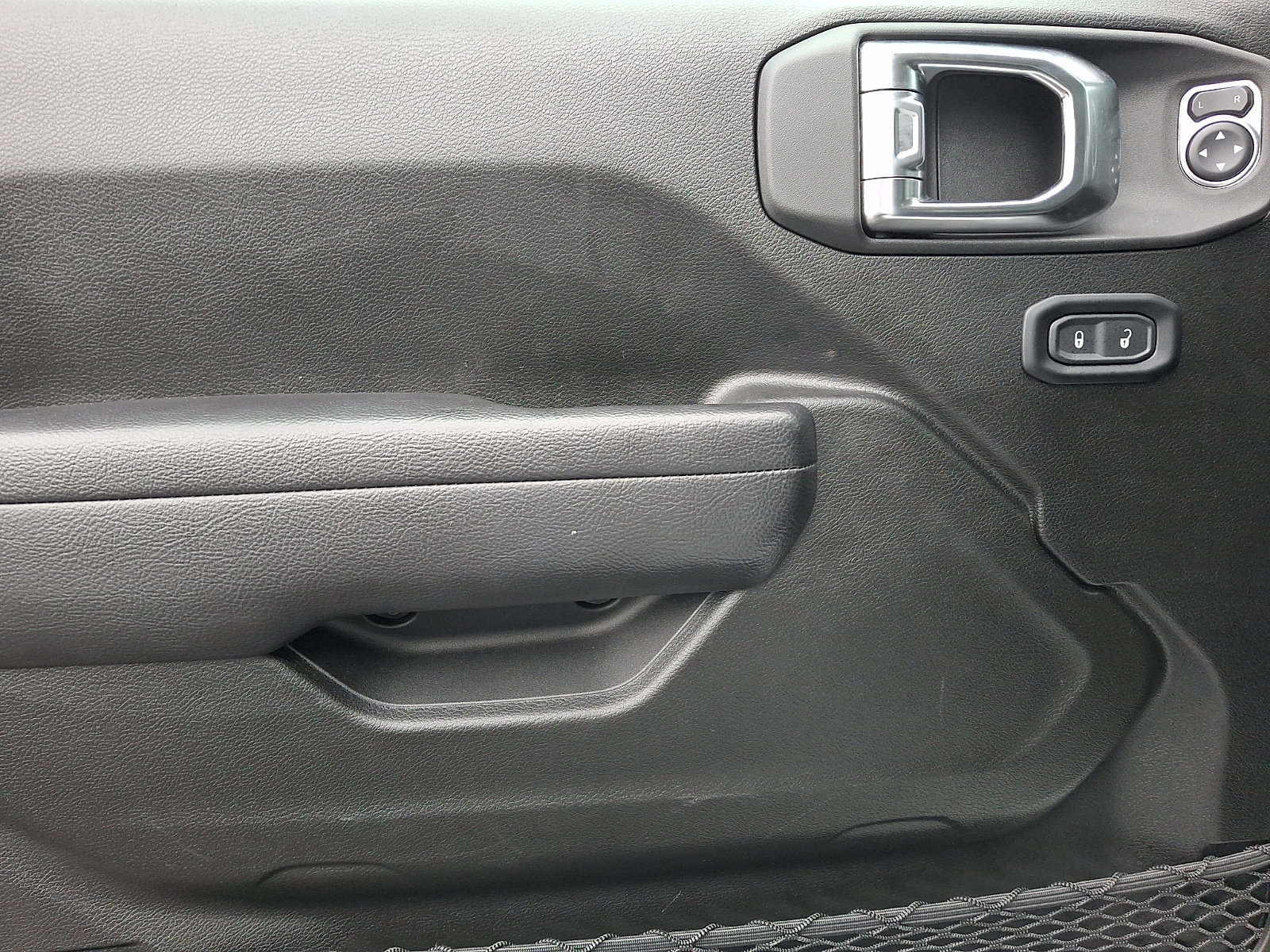 Used 2025 Jeep Wrangler Unlimited Sport S 4xe image 12