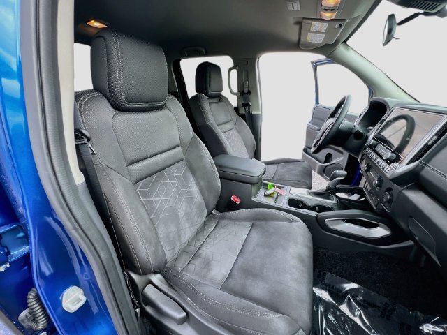 Certified 2025 Nissan Frontier SV w/ Tow Package RWD image 20