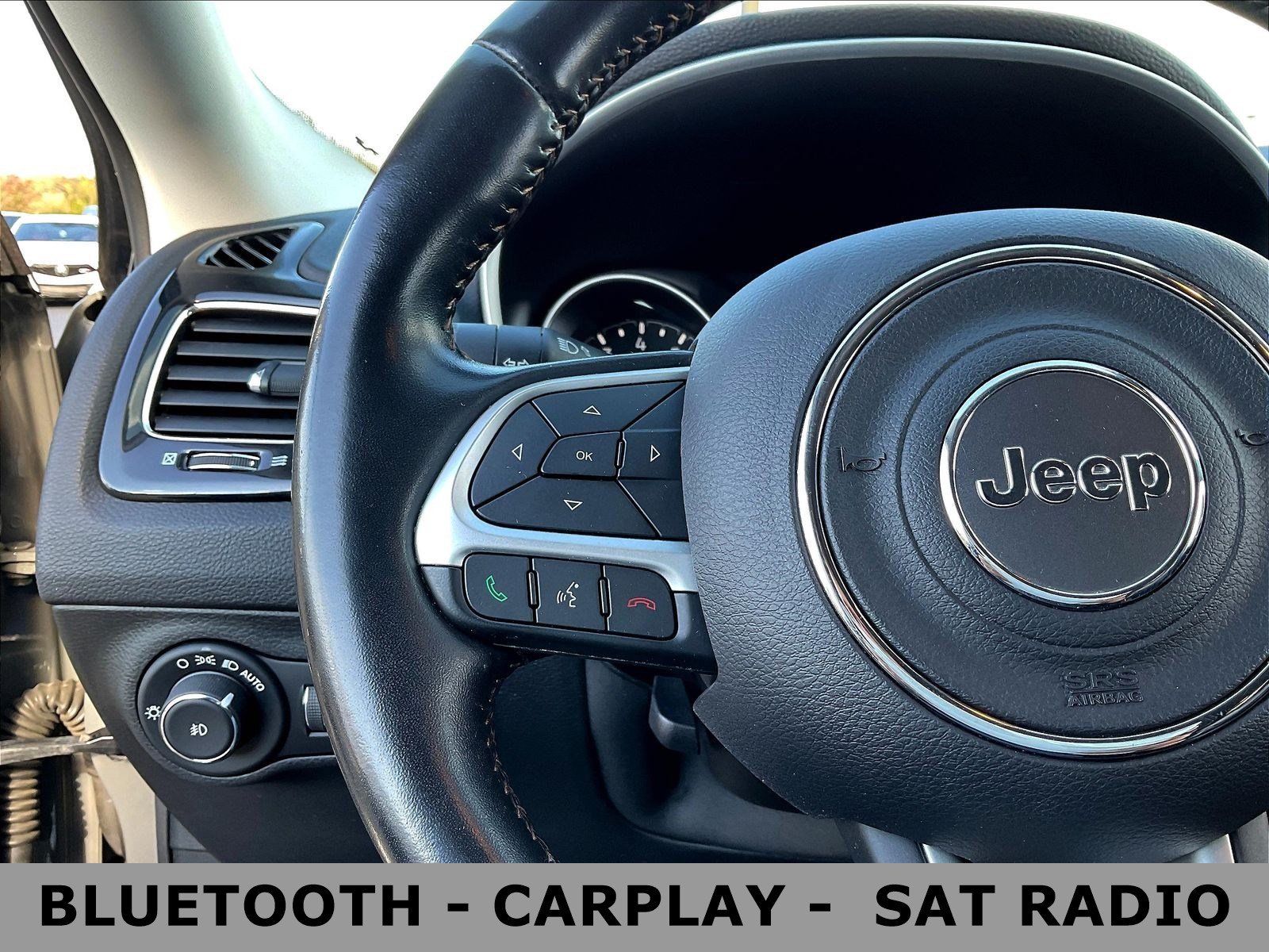 Used 2020 Jeep Compass Limited AWD/4WD image 11