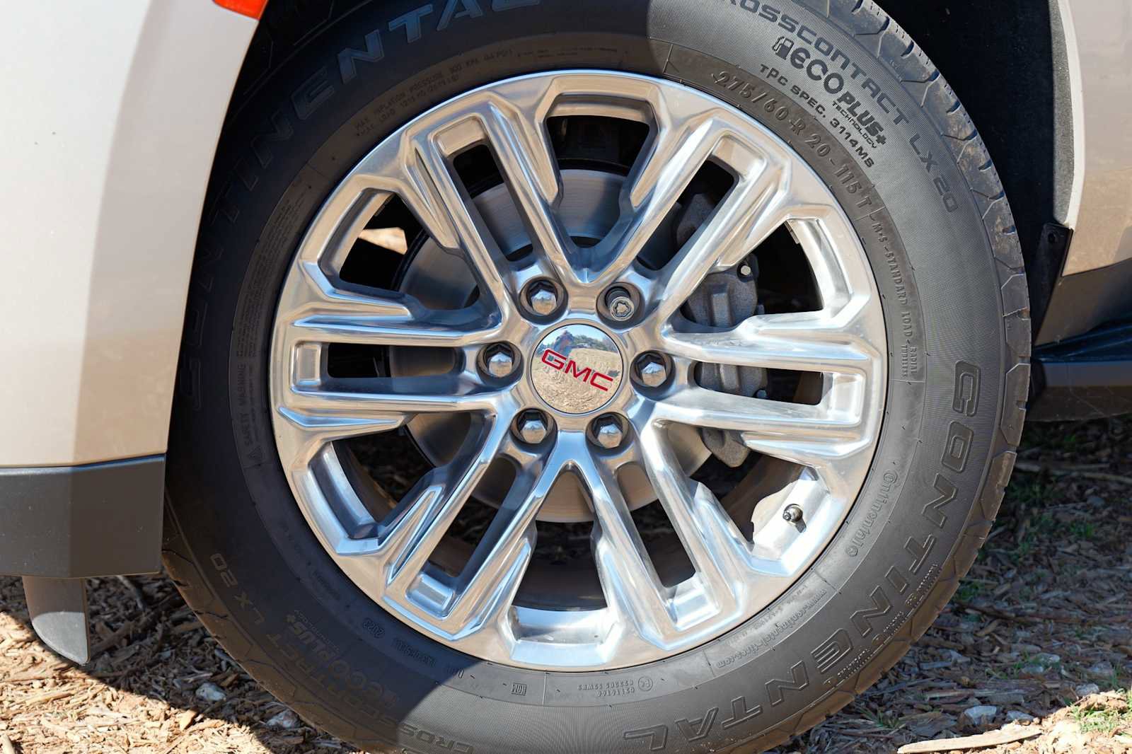 Used 2021 GMC Yukon XL SLT w/ SLT Luxury Plus Package image 2