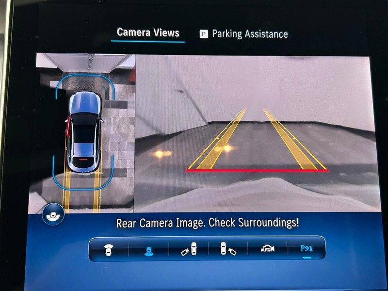 New 2025 Mercedes-Benz GLC 300 4MATIC image 11