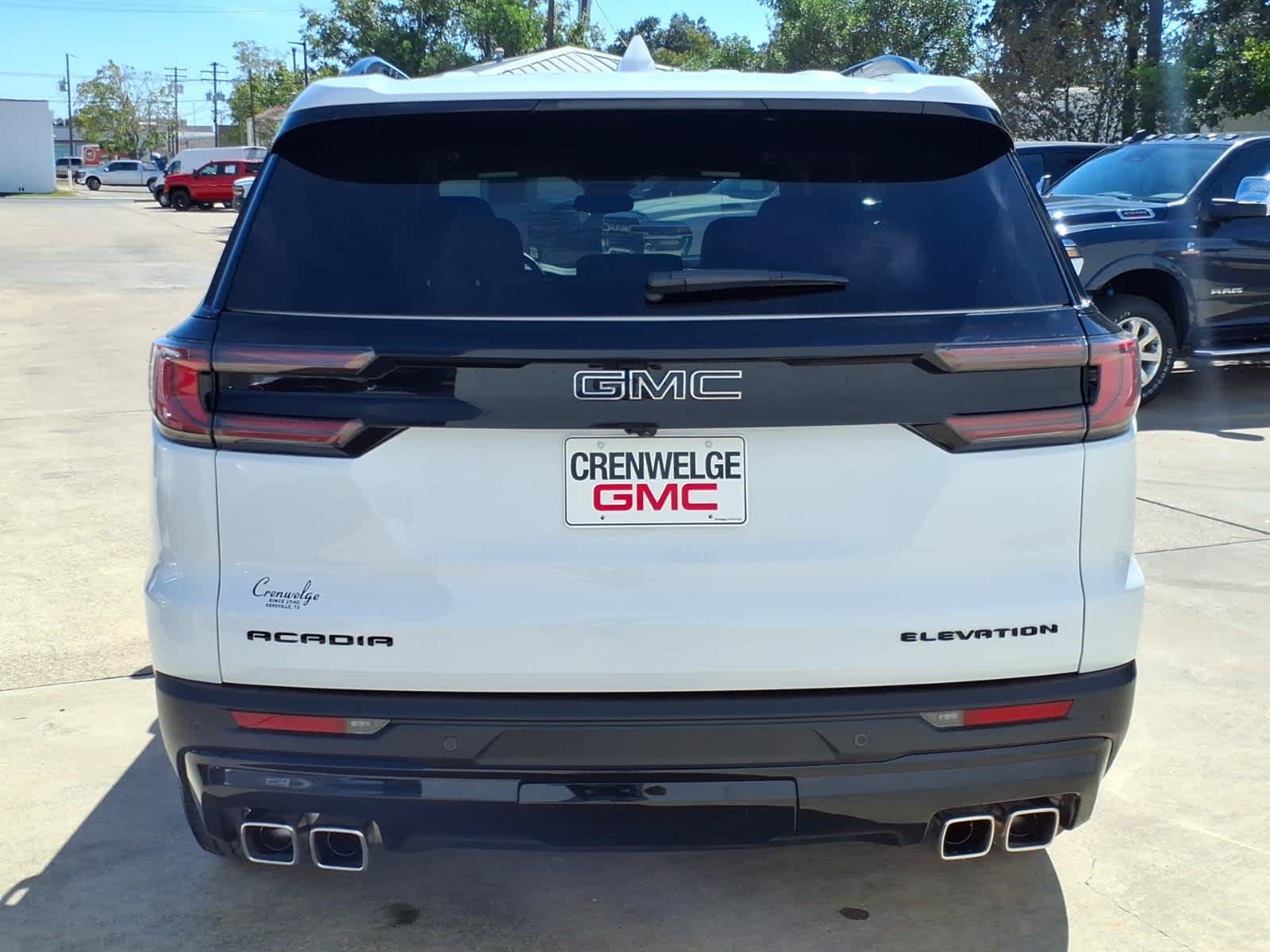 Certified 2025 GMC Acadia Elevation w/ Elevation Premium Package FWD image 26