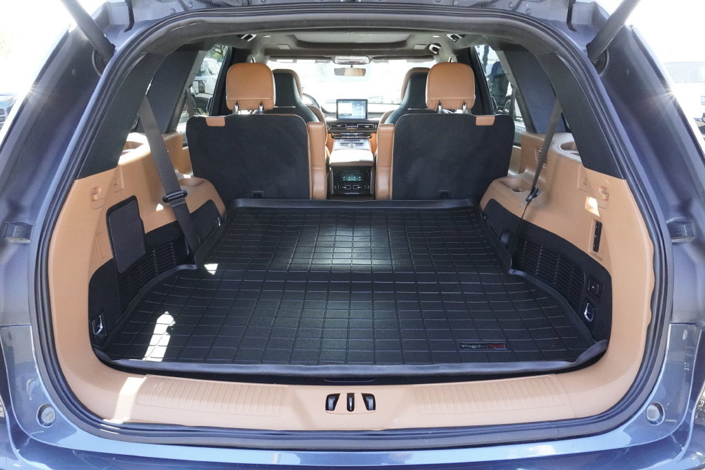 Used 2020 Lincoln Aviator Black Label Grand Touring w/ Class IV Trailer Tow Package AWD/4WD image 31