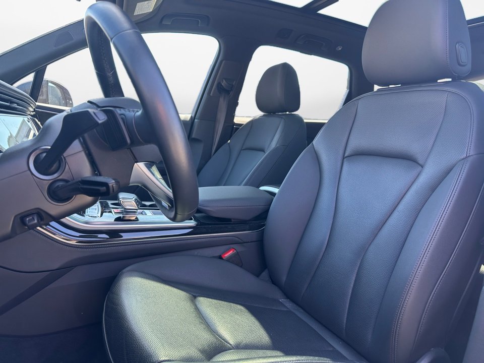 Used 2023 Audi Q7 3.0T Prestige w/ Prestige Package image 10