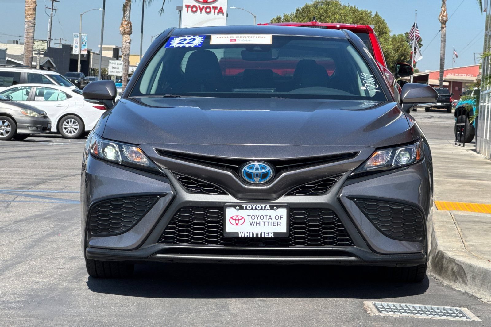 Certified 2022 Toyota Camry SE FWD image 11