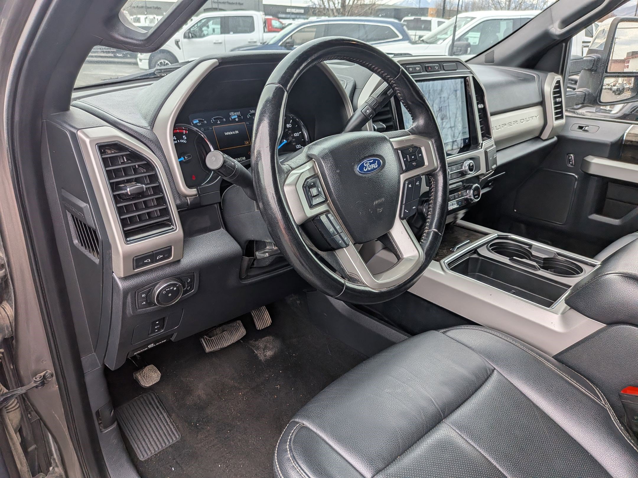 Used 2022 Ford F450 Lariat w/ Chrome Package image 16