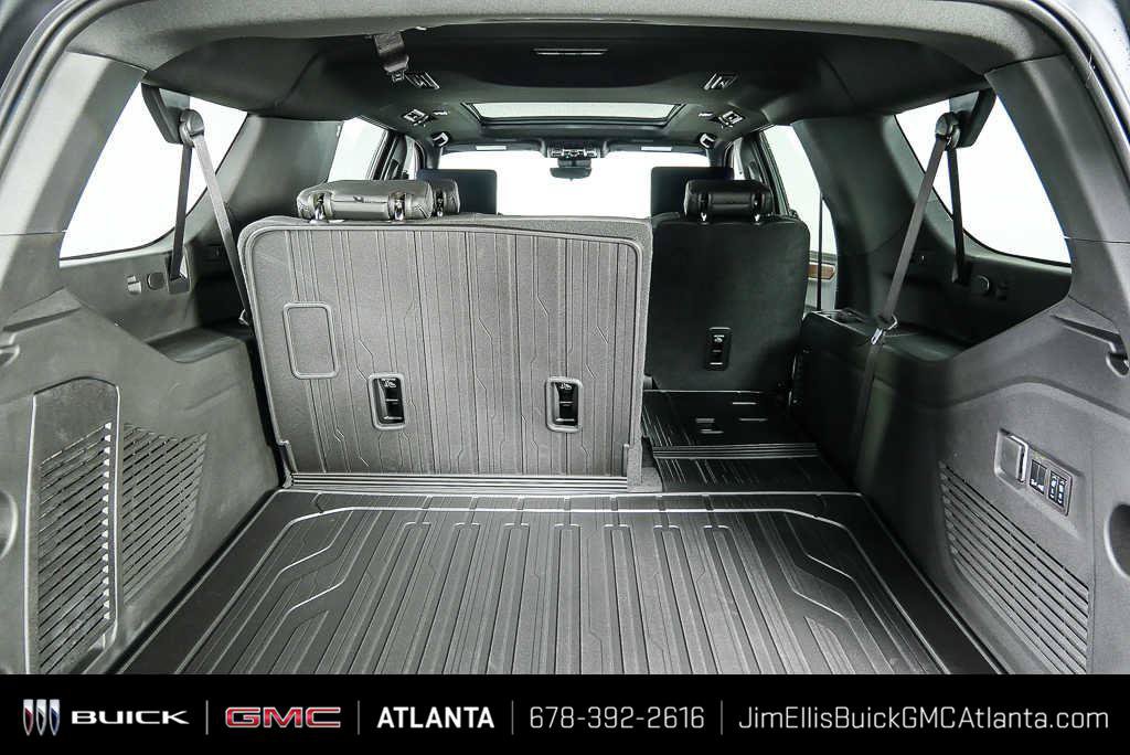 New 2026 GMC Yukon XL Denali w/ Denali Reserve Package AWD/4WD image 36