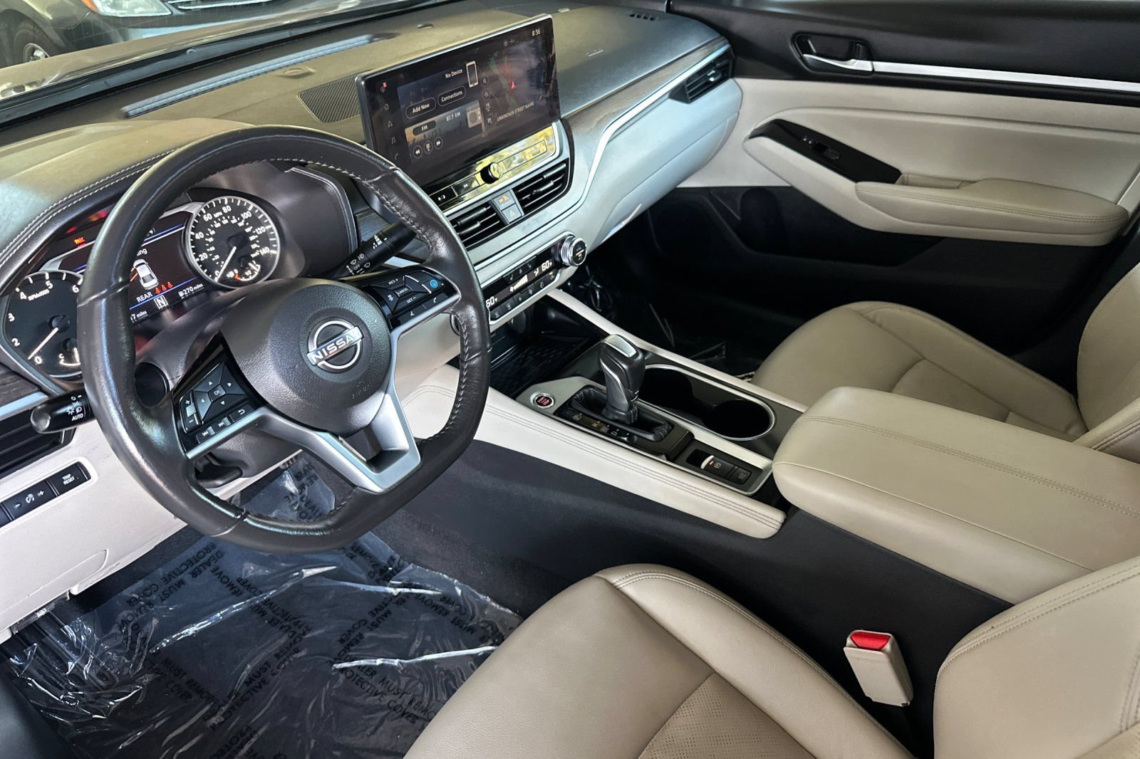 Used 2024 Nissan Altima 2.5 SL FWD image 10